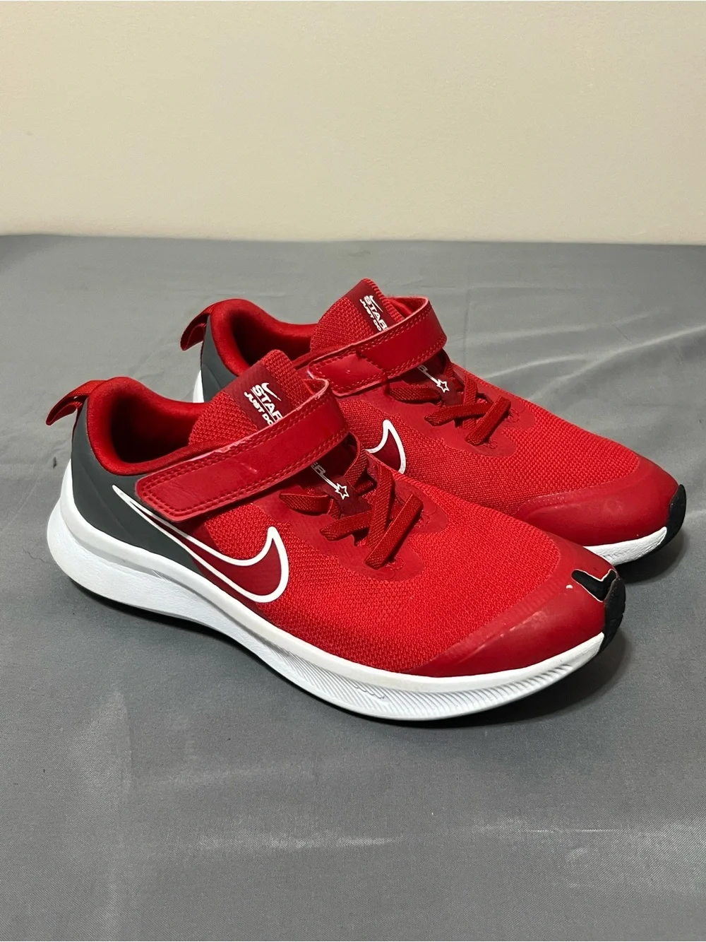 Nike Star Runner 3 PSV Little Kids Shoes University Red Grey Size 2.5Y